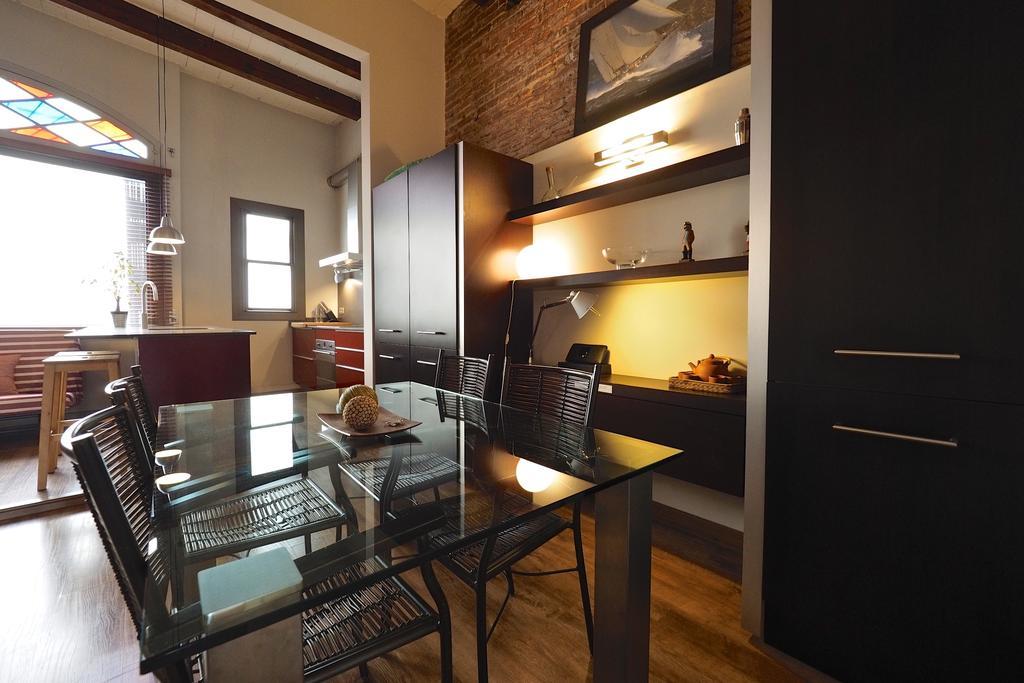Gracia Terrace Design Apartment Barcelona Bagian luar foto