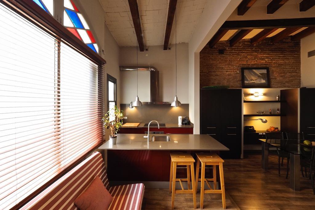 Gracia Terrace Design Apartment Barcelona Bagian luar foto