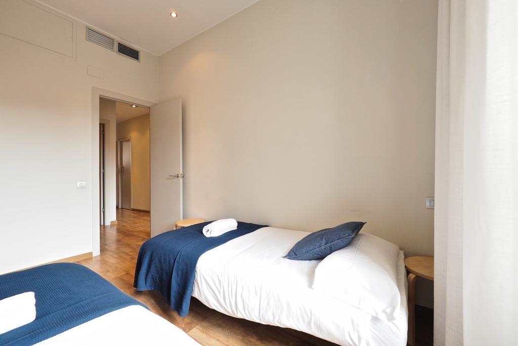 Gracia Terrace Design Apartment Barcelona Bagian luar foto
