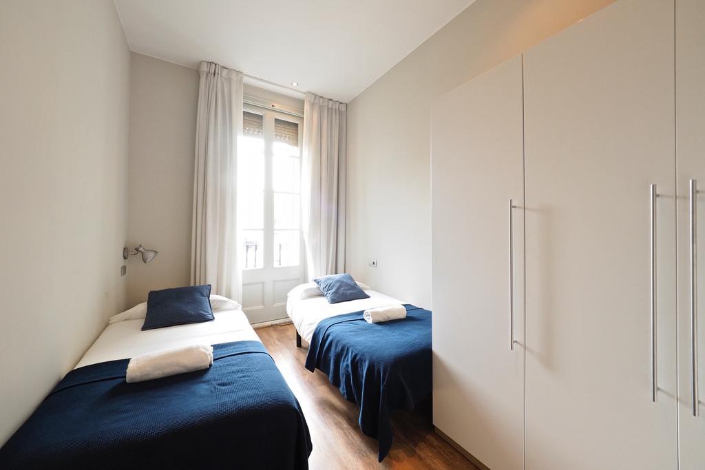 Gracia Terrace Design Apartment Barcelona Bagian luar foto