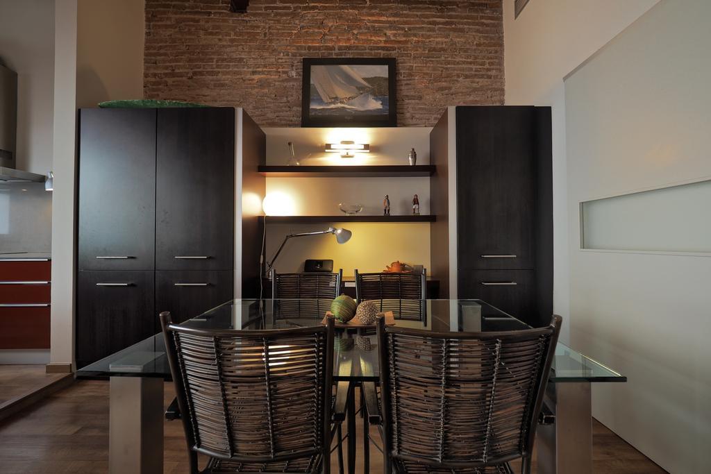 Gracia Terrace Design Apartment Barcelona Bagian luar foto