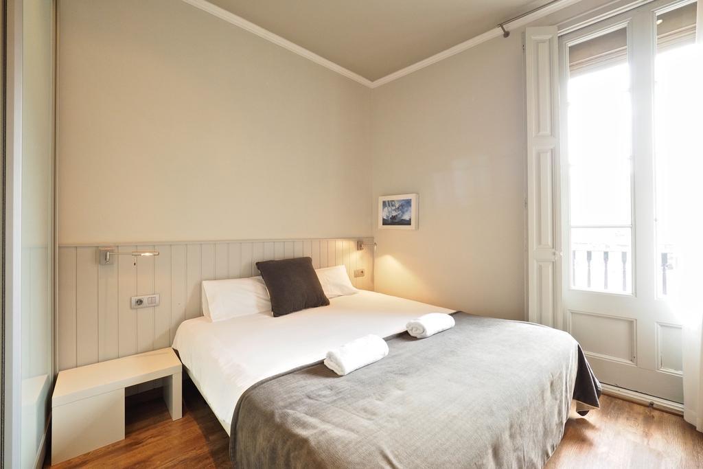 Gracia Terrace Design Apartment Barcelona Bagian luar foto