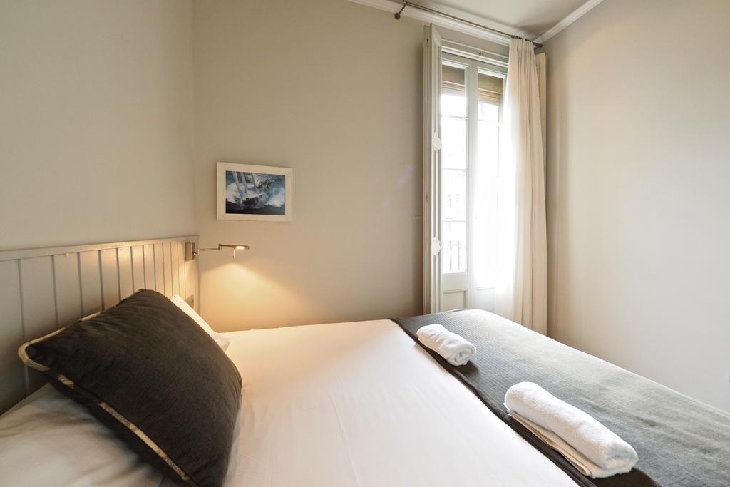 Gracia Terrace Design Apartment Barcelona Bagian luar foto