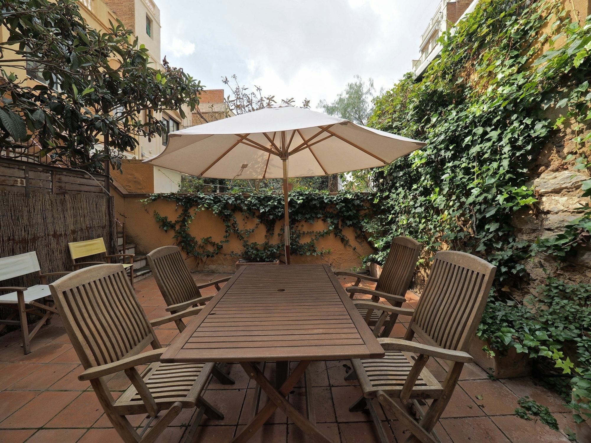 Gracia Terrace Design Apartment Barcelona Bagian luar foto