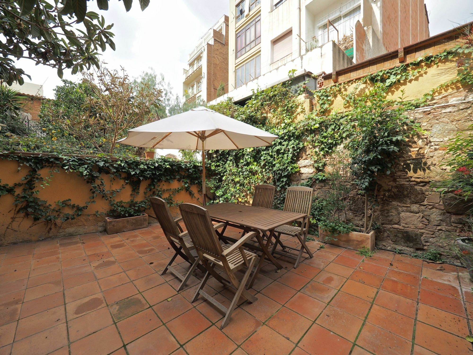 Gracia Terrace Design Apartment Barcelona Bagian luar foto